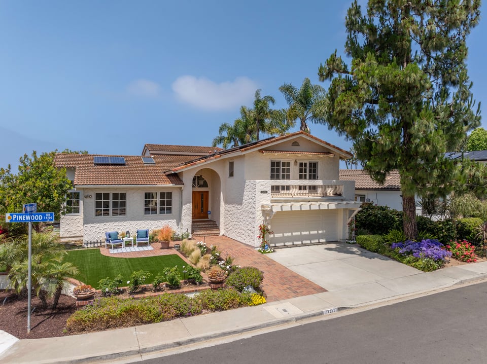Sold | 14202 Pinewood