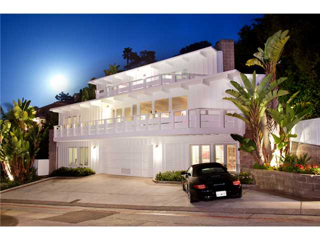1641 Crespo Dr