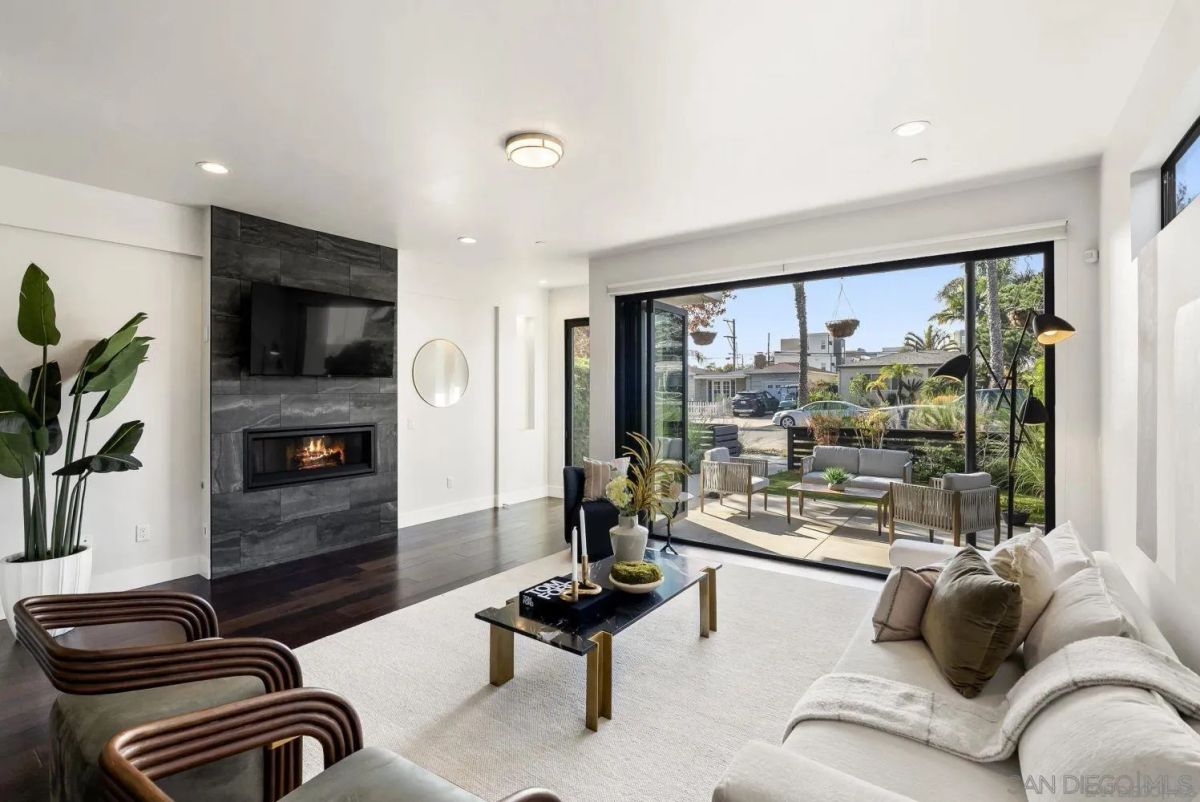 3913 Kendall St, San Diego, CA 92109