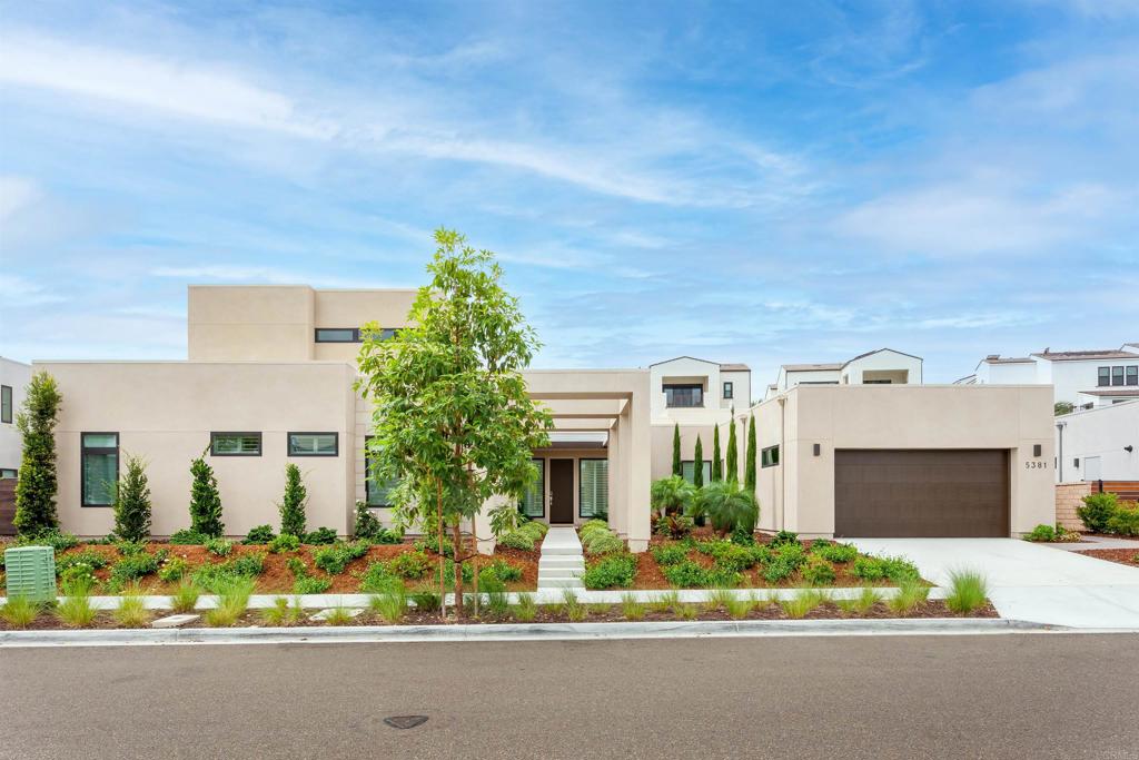 5381 Aurora Summit Trail