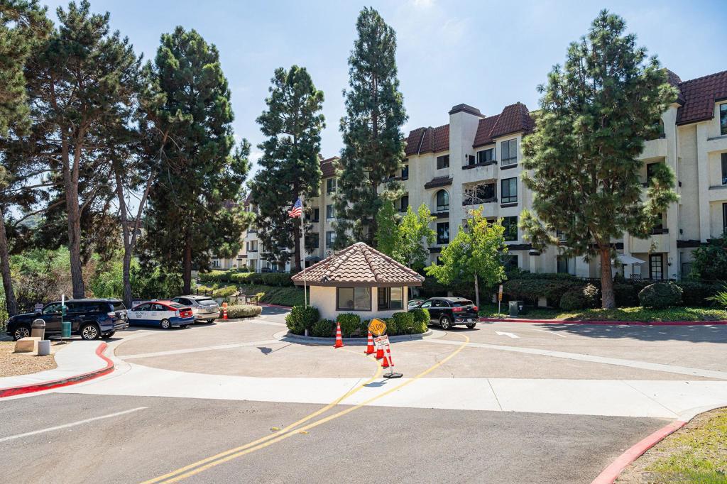 5865 Friars Rd 3109